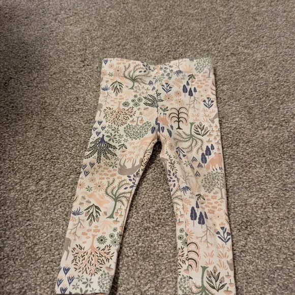 3 For $18 Green and Pink Puffy Vest Set - Picture 8 of 10